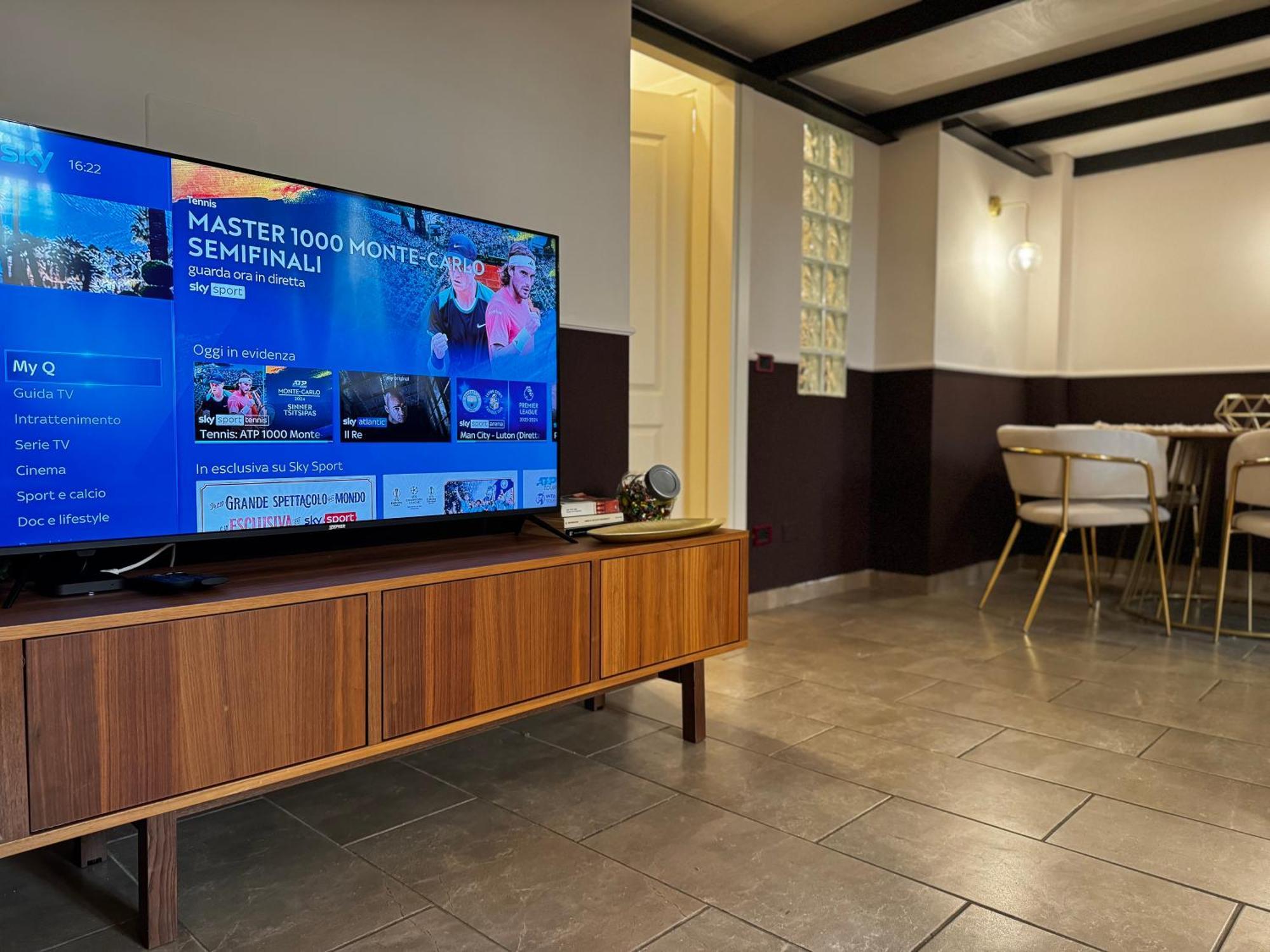 Regina Milano In Verona - Sky Tv, Wifi E Breakfast Box公寓 外观 照片